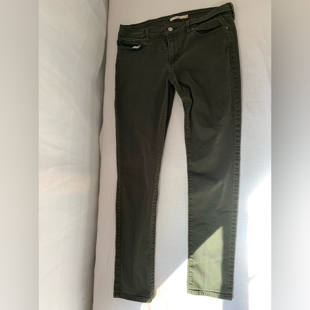 Levi jeans olive green